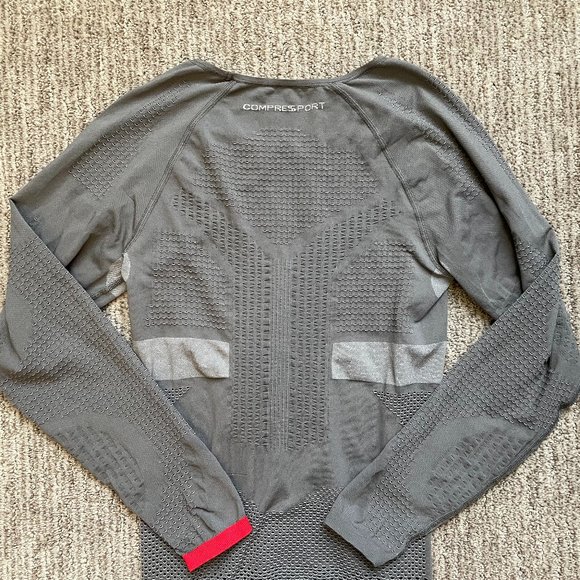 Men's XS Extra Small Compressport Long Sleeve Base Layer Compression shirt Gray - Picture 5 of 5